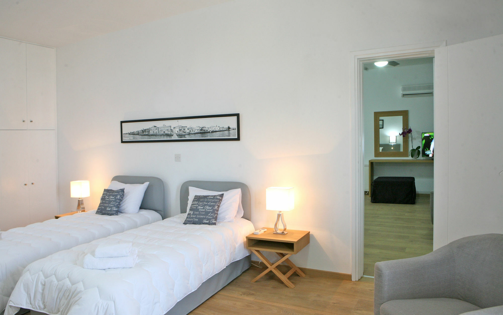 Corina Suites And Apartments Λεμεσός Εξωτερικό φωτογραφία